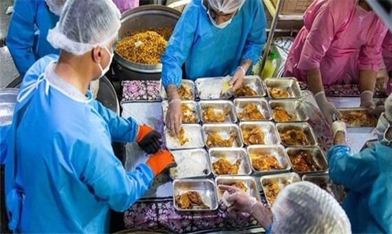 طبخ بیش از 400 هزار غذا در طرح اطعام غدیر توسط هیات، مواکب و گروه‌های مردمی خرم‌آباد